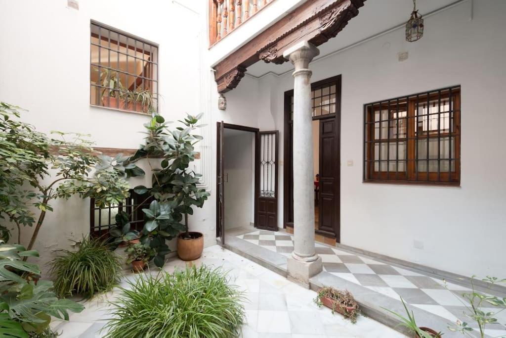 Charming Spacious Albayzin Apartment Granada Exterior photo